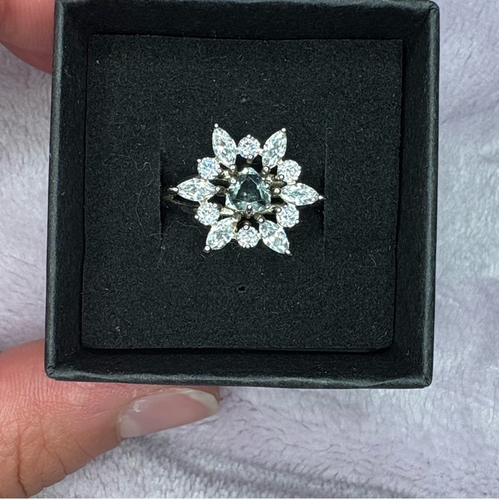 Bomb Party Snowflake Ring